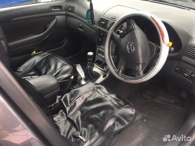Разбор на запчасти Toyota Avensis 2
