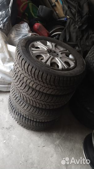 Комплект зимних колес 175 65 14