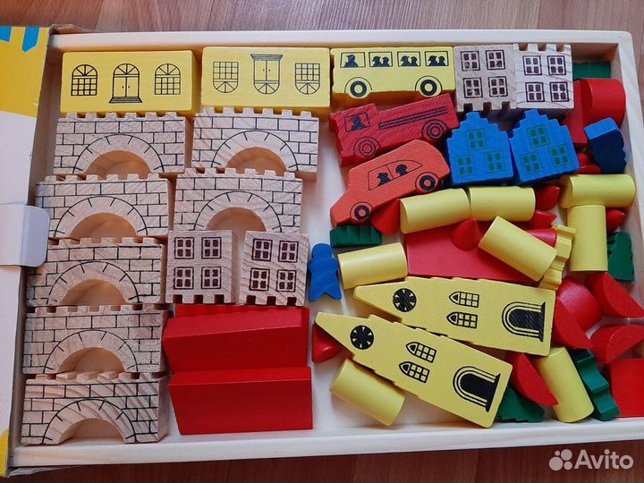 Деревянный конструктор Замок. Новый