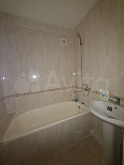 2-к. квартира, 54 м², 9/10 эт.