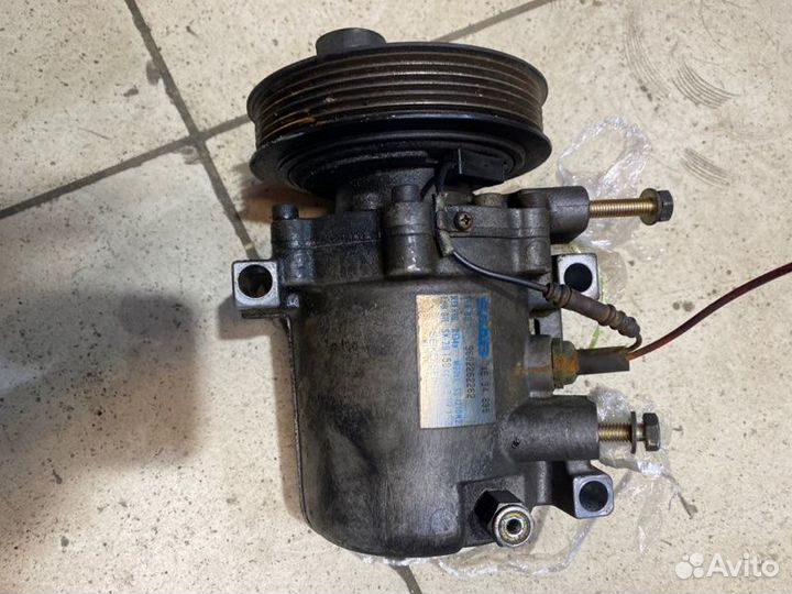 Компрессор кондиционера Saab 900 кабриолет B234I