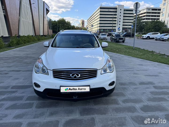 Infiniti QX50 2.5 AT, 2014, 174 000 км