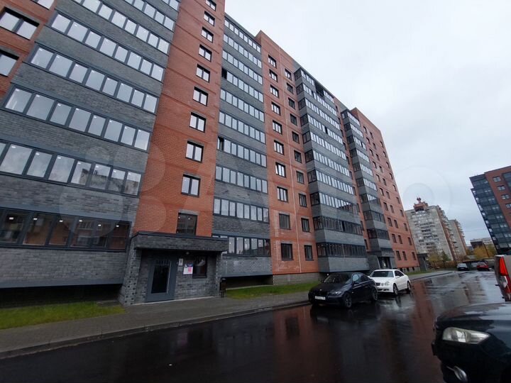 2-к. квартира, 54 м², 3/10 эт.