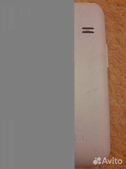 Смартфон GoldStar