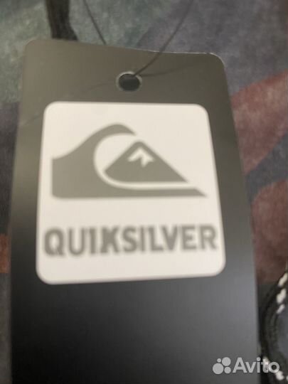 Пляжные шорты от бренда Quiksilver.р.34