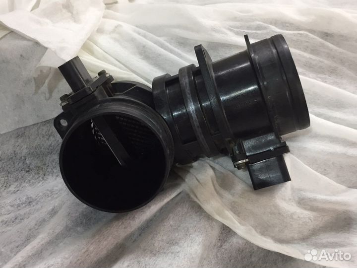 Датчик массового расхода воздуха Audi q7