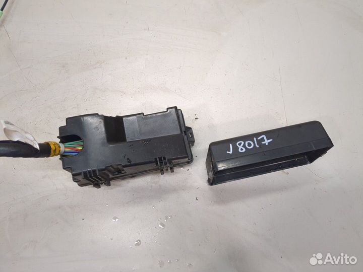 Блок предохранителей Subaru Impreza, 2017