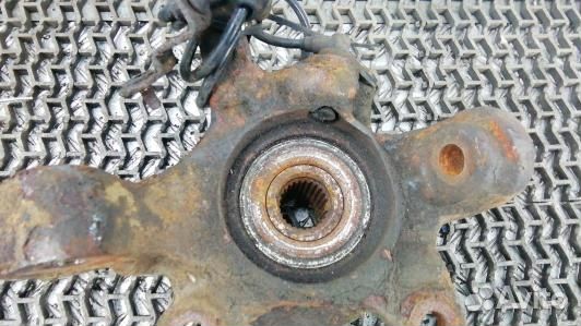 Ступица передняя правая nissan almera N16 (TML20N9