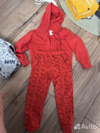 Спортивный костю для мальчика