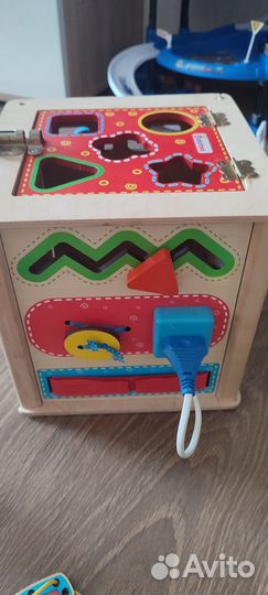 Развивающие деревянные игрушки, бизикуб