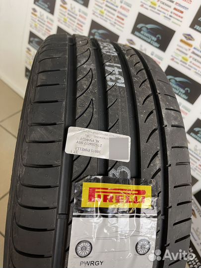 Pirelli P Zero 285/40 R22 110Y