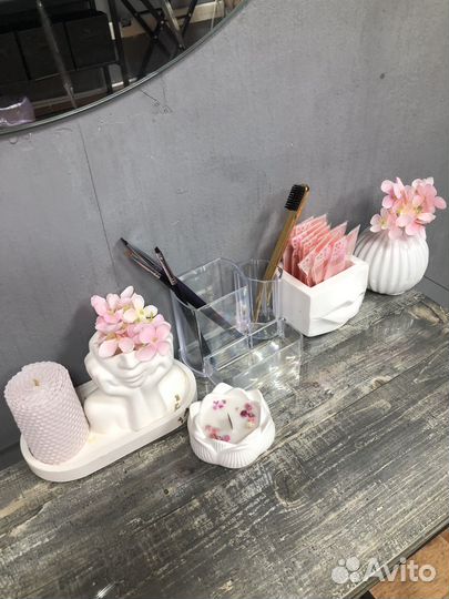 Изделия из гипса