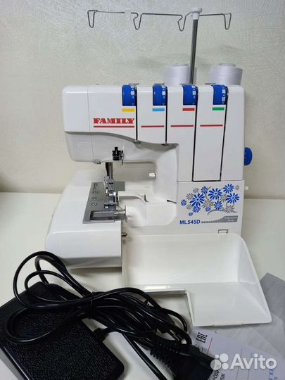 Швейная машинка, оверлок, стол-трансформер