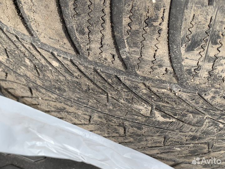 Goodyear UltraGrip 8 Performance 285/45 R20