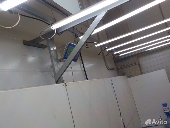 Панель передняя (телевизор) на Mazda 2 D65153110C