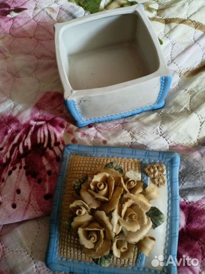 Керамическая шкатулка