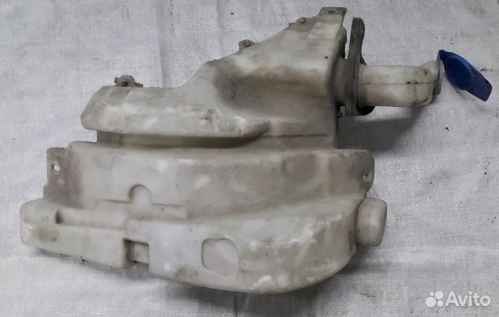 Бачок омывателя Audi A8 D3