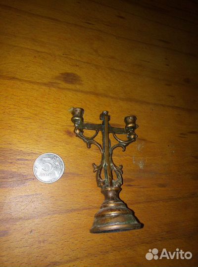 Подсвечник