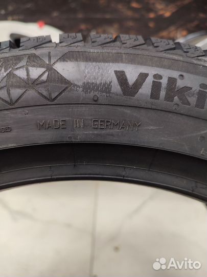 Continental ContiVikingContact 7 235/45 R17 97H