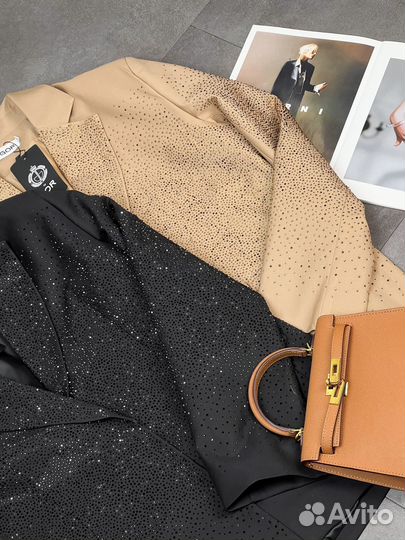 Пиджак женский оверсайз в камнях