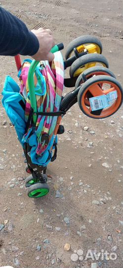 Прогулочная коляска