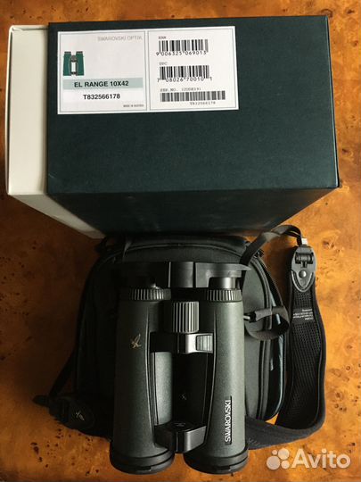 Бинокль Swarovski EL Range 10x42