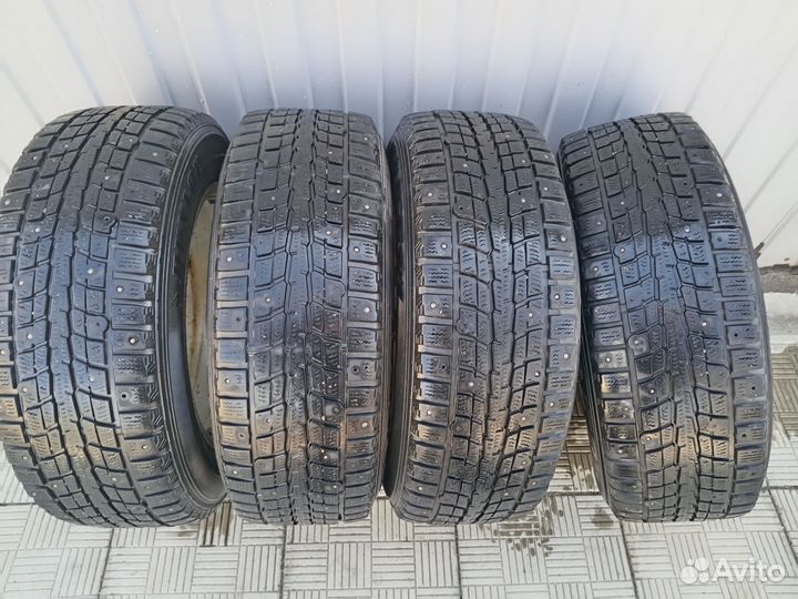 Dunlop SP Winter Ice 01 195/65 R15
