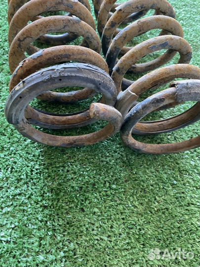 Пружина задняя Honda Partner I (1996–2006)