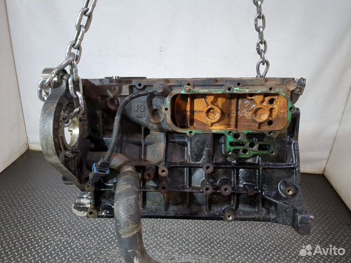 Блок цилиндров киа Carnival, 2005