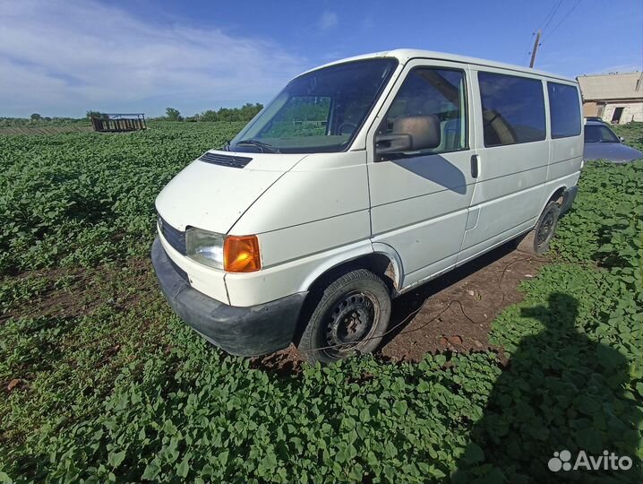 Volkswagen Transporter 2.4 МТ, 2001, 200 000 км