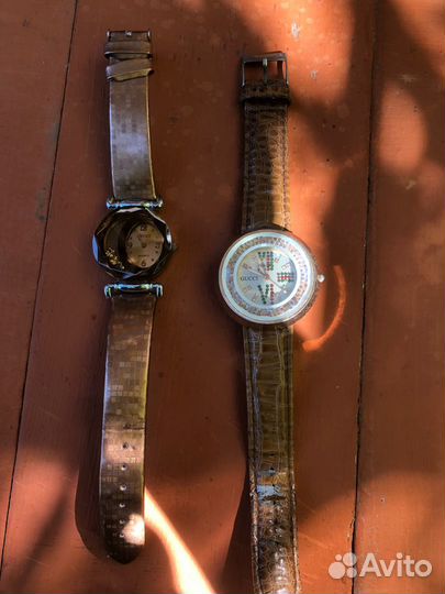 Часы унисекс разные