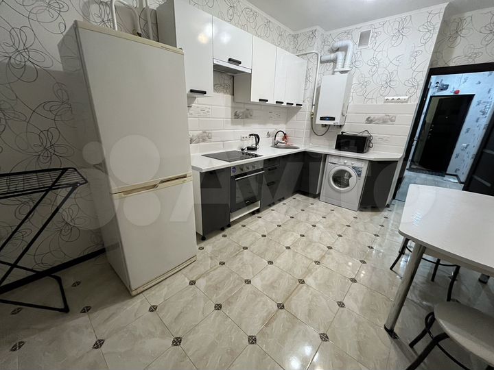 1-к. квартира, 43 м², 13/13 эт.