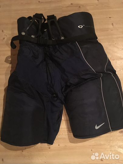 Хоккейная экипировка/форма для взрослых