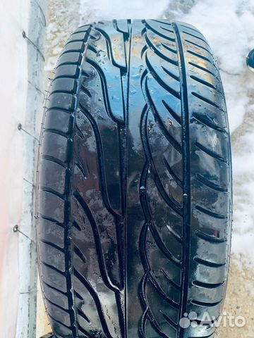 Dunlop Axiom Plus 215/50 R17