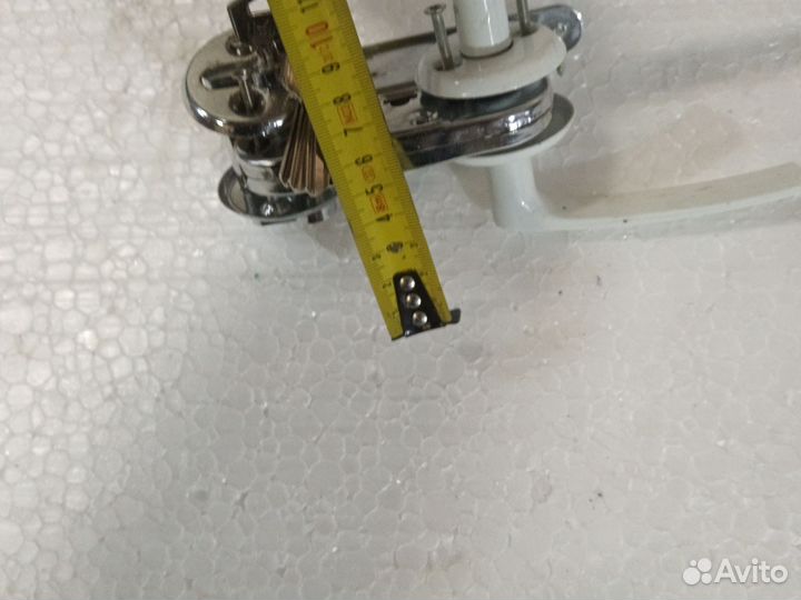 Замок дверной