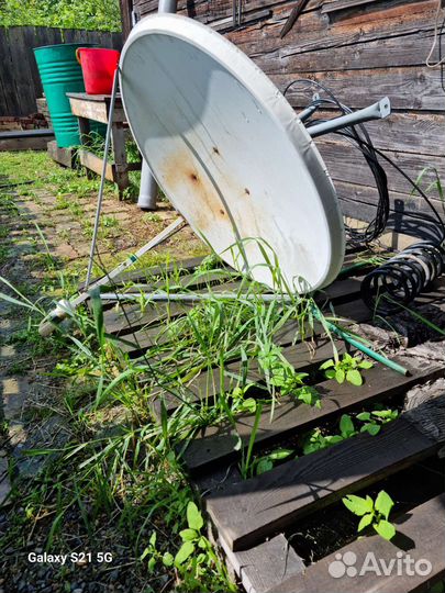 Антенна спутниковая