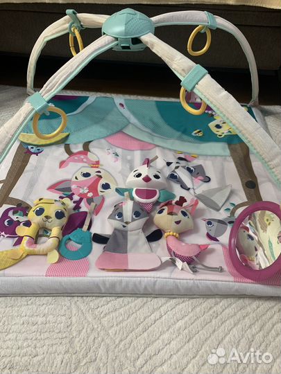 Развивающий коврик tiny love принцесса