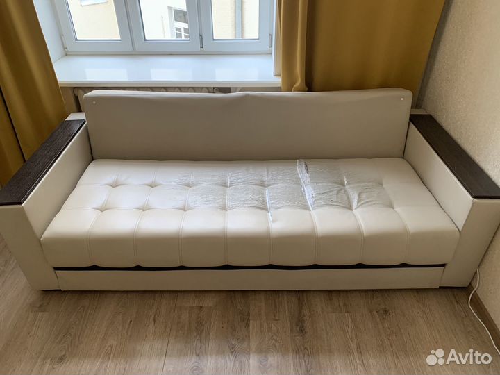 Диван раскладной бу (кож. зам.)
