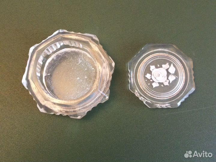 Пудреница СССР 1950— е годы