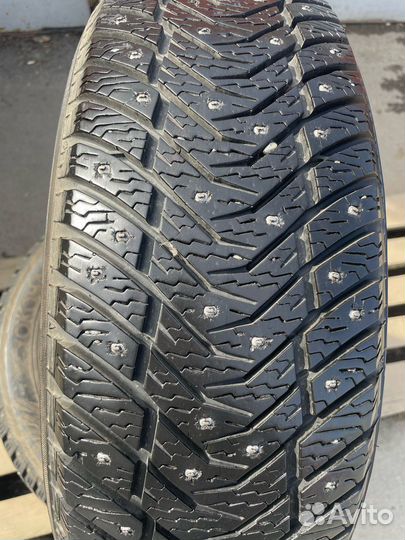 Yokohama IceGuard Stud IG65 205/65 R16 99T