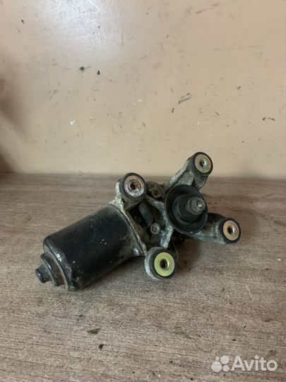 Моторчик дворников Nissan Sunny N14