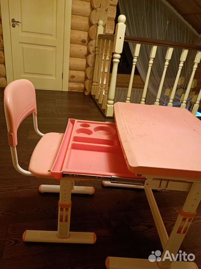 Растущая парта и стул бу