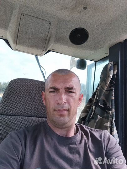 Водитель фронтального погрузчика.категории:С,Д.опы