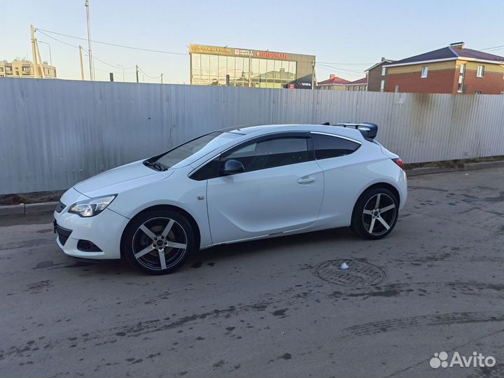 Opel Astra GTC 1.4 AT, 2012, 150 000 км