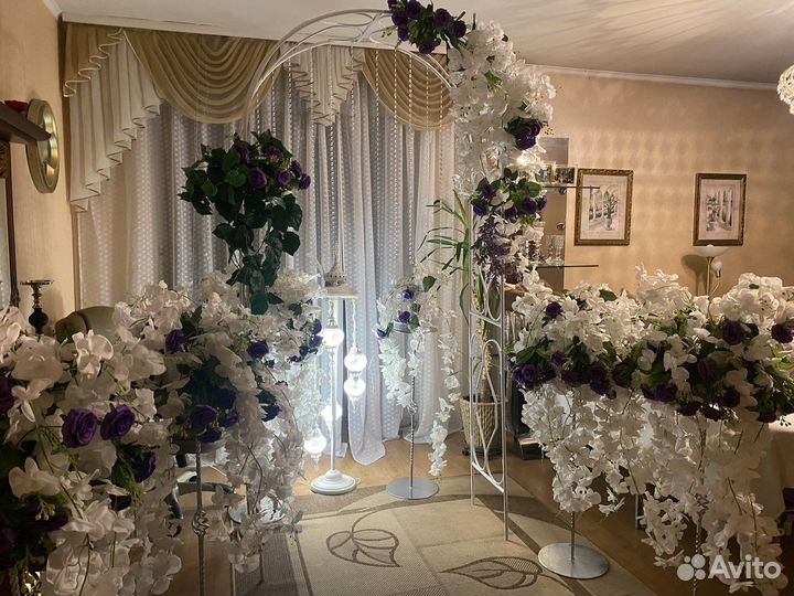 Свадебные композиции из искусственных цветов