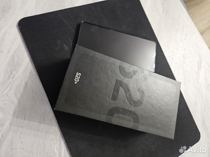 Samsung Galaxy S20+, 8/128 ГБ