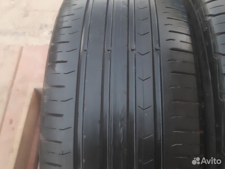 Continental ContiPremiumContact 5 215/55 R17