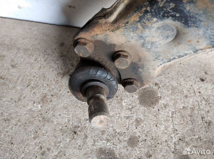 Рычаг передний левый Opel Astra G 1998-2004