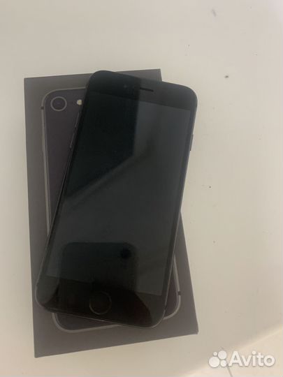 iPhone 8, 256 ГБ