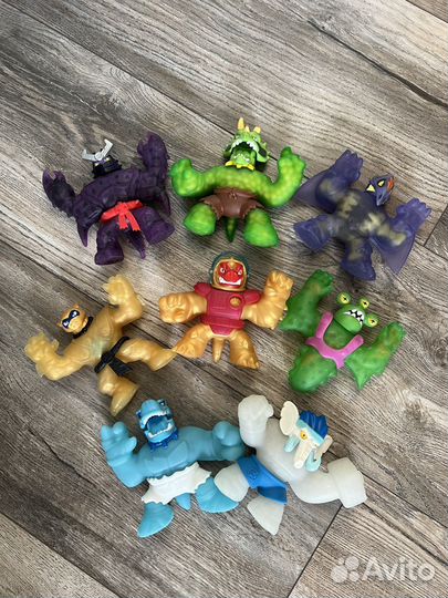 Игрушки герои гуджитсу Goo Jit Zu